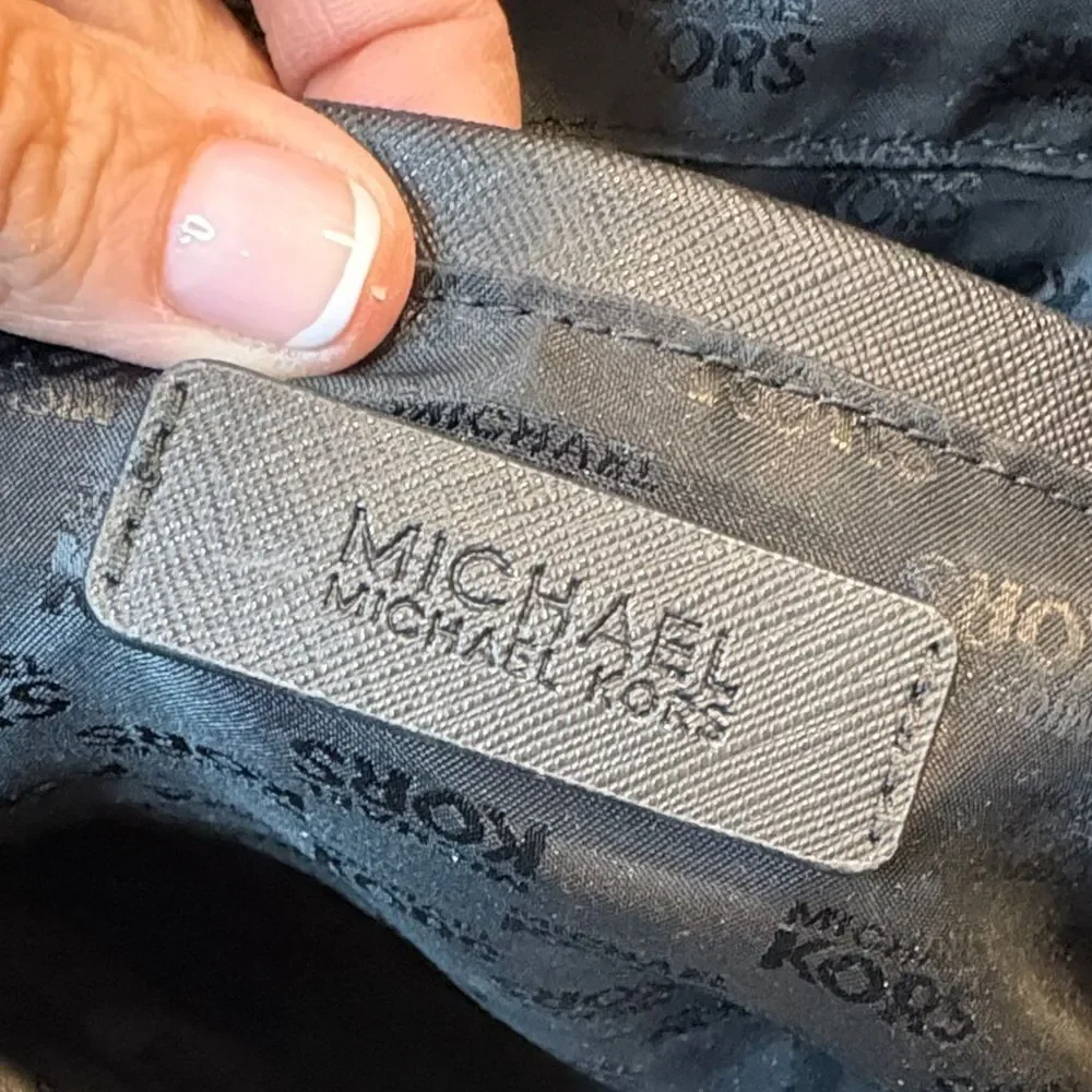 Michael Kors Kempton Medium Pocket Tote Bag